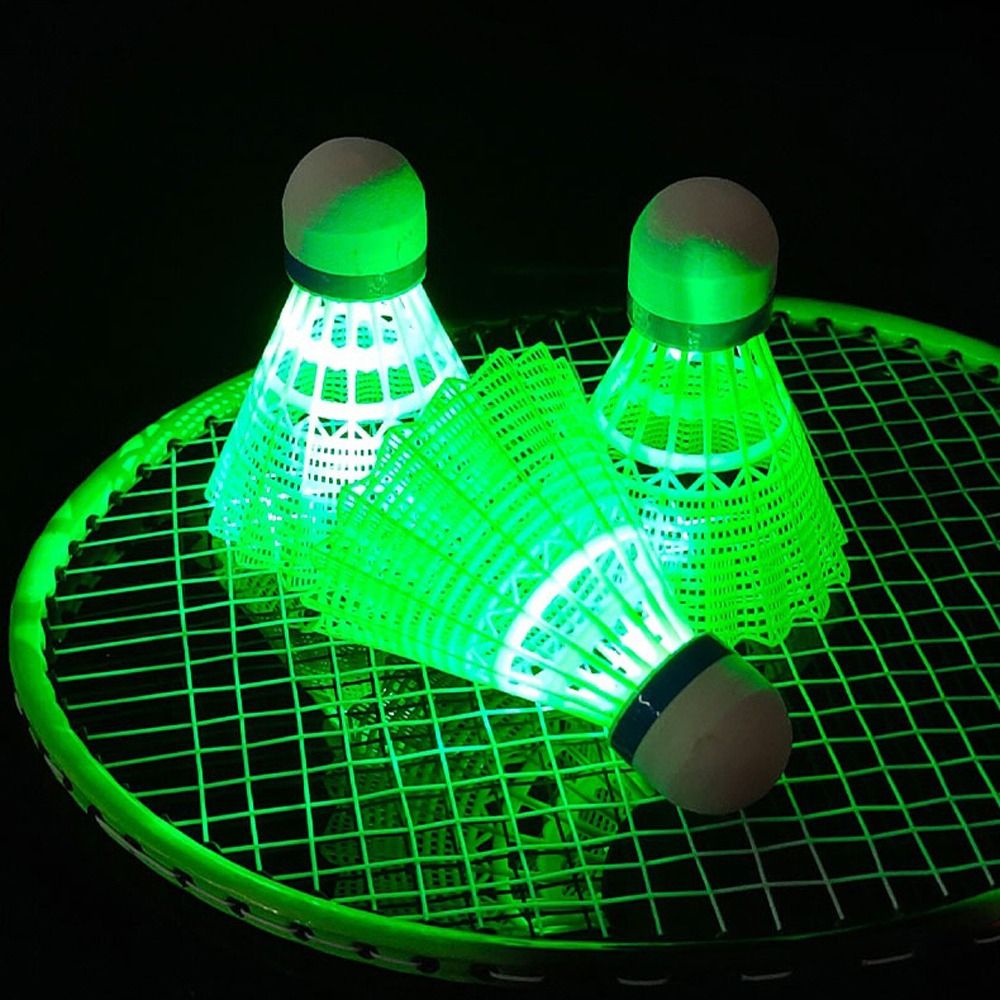 Işıklı LED Badminton Parlayan  - Feather Shuttlecock incelemesi ve fiyatı